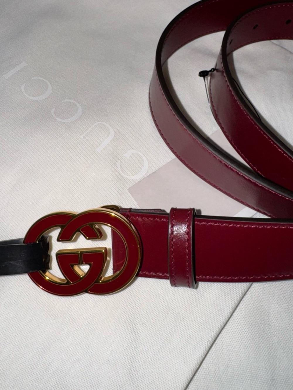 Gucci Women’s Burgundy Leather Belt with Gold Double G Buckle